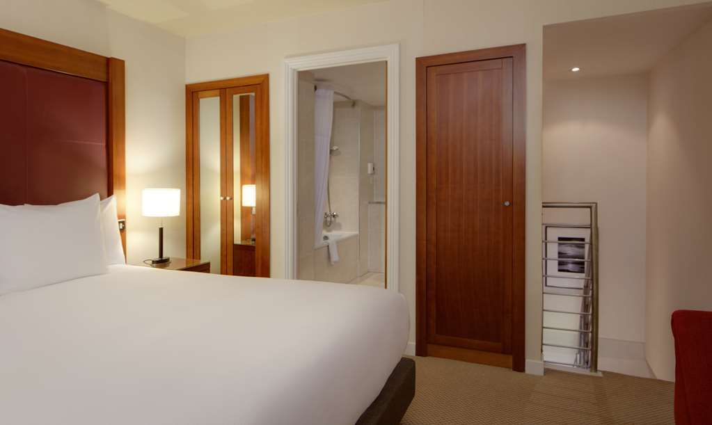 Doubletree By Hilton Aberdeen City Centre Room photo